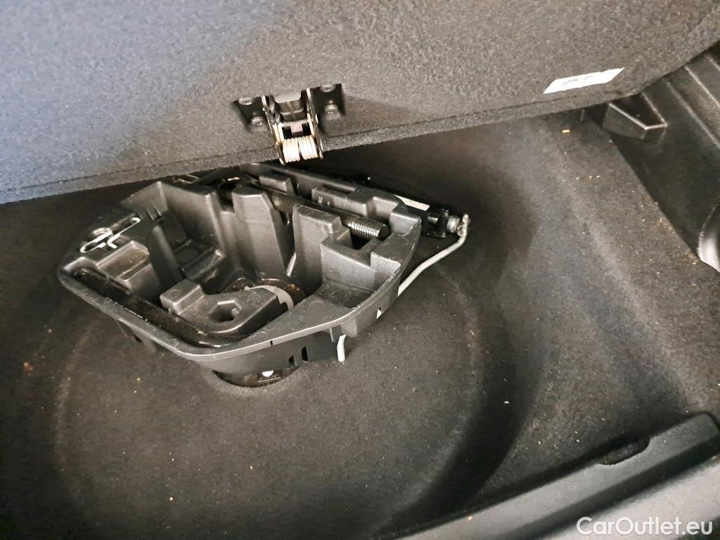  Renault  Megane RENAULT Mégane Estate  2020  5P  Break Business TCe 140 EDC FAP #24