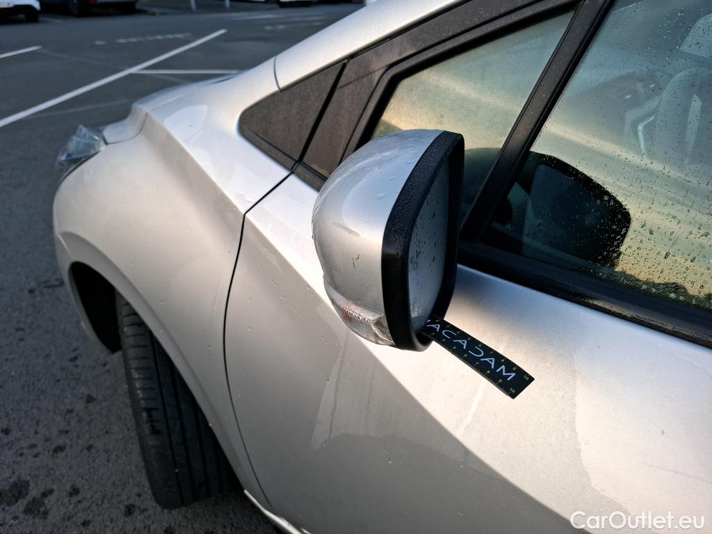  Nissan  Micra NISSAN  / 2016 / 5P / Berline IG-T 92 Business Edition #11