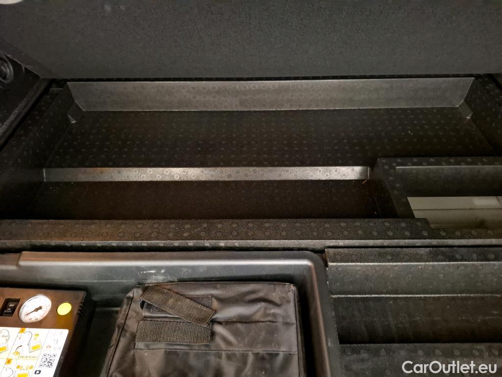  Citroen  C5 CITROEN  Aircross / 2018 / 5P / SUV Hybrid 225 ë-EAT8 Business #2