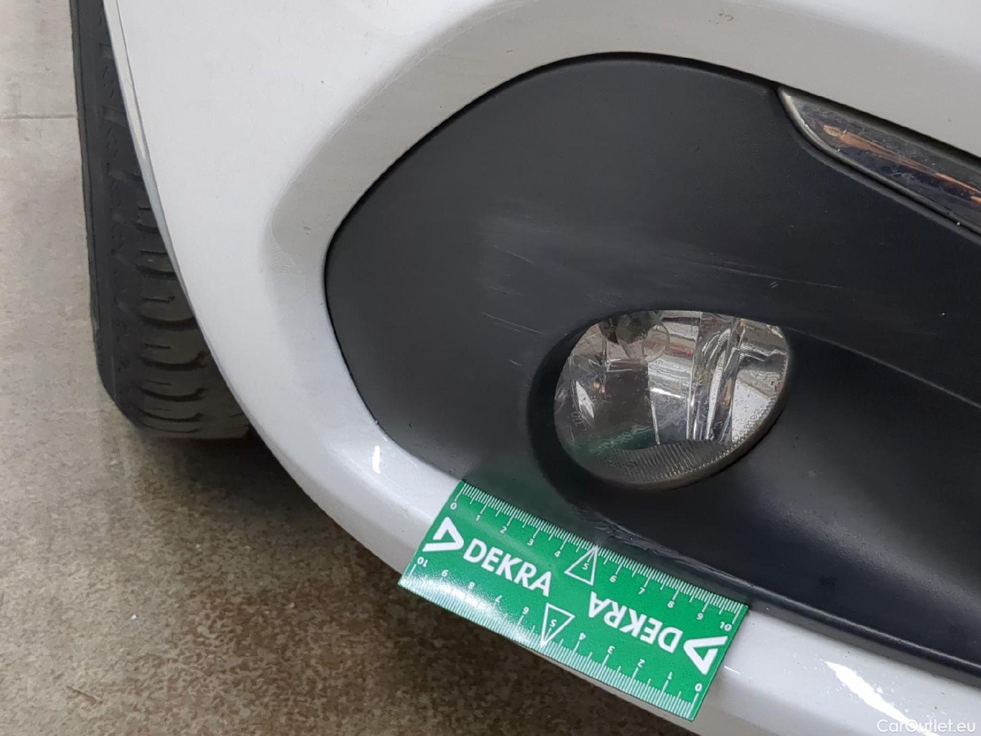  Peugeot  208  Affaire Premium Pack 1.2 80CV BVM5 E6dT #13