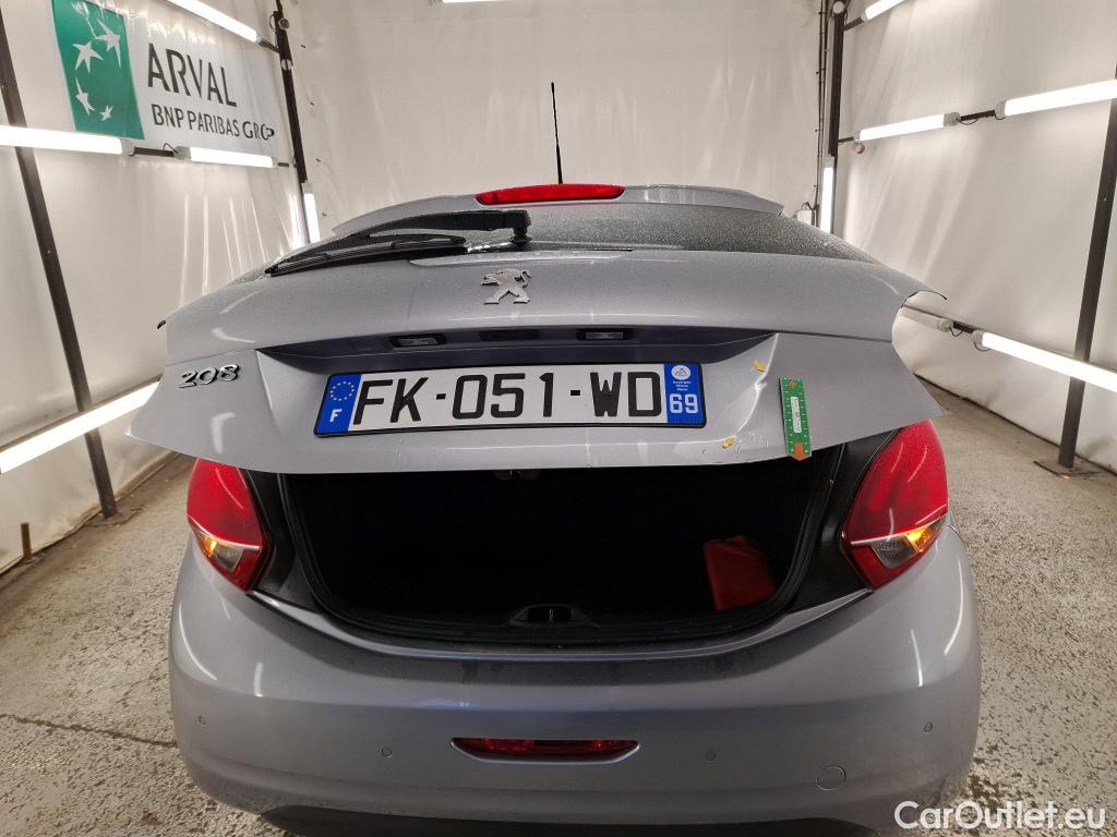  Peugeot  208  Signature 1.2 PureTech 80CV BVM5 E6dT #1