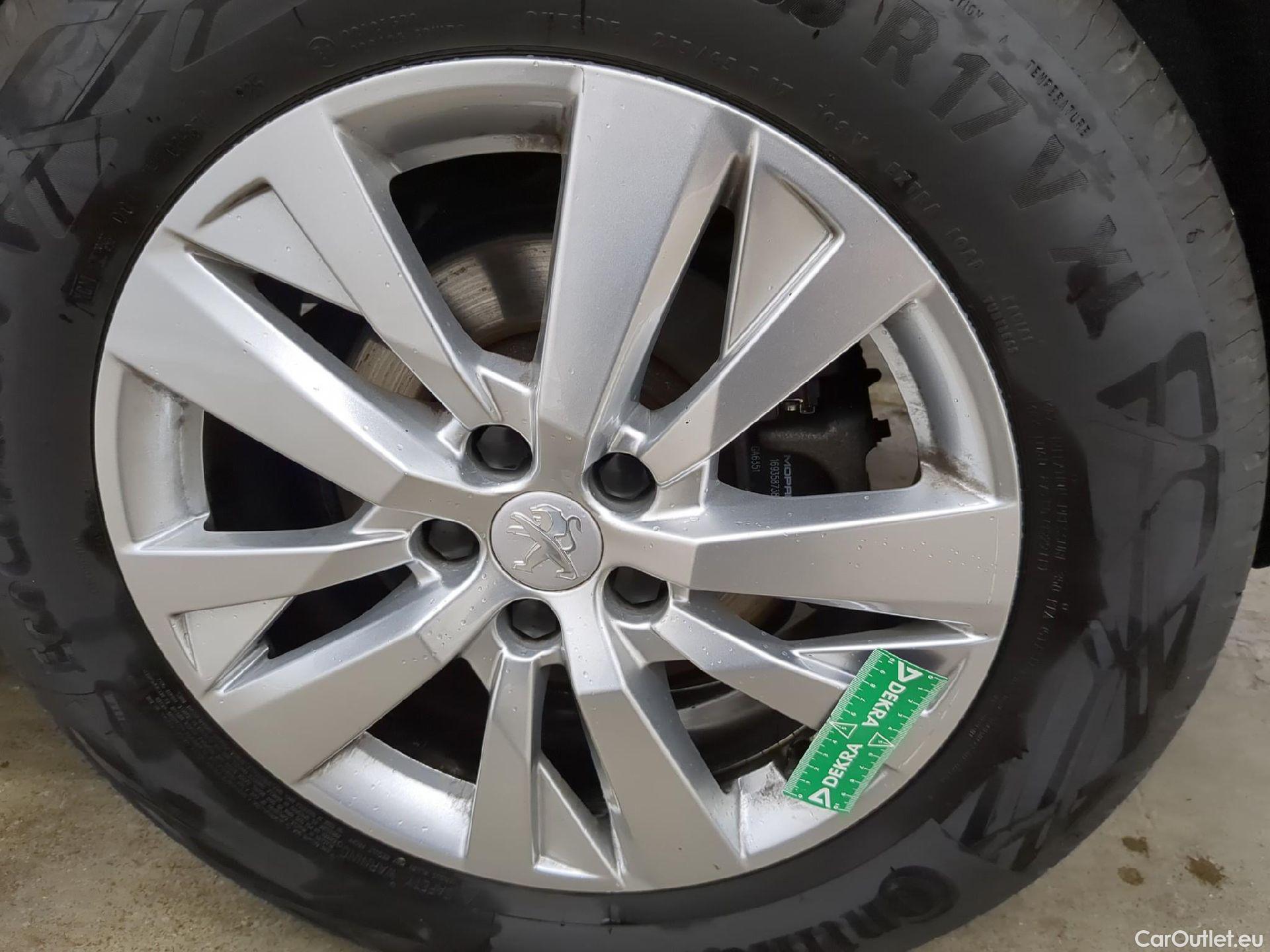  Peugeot  3008  II Active Pack 1.2 PureTech 130CV BVA8 E6d #3