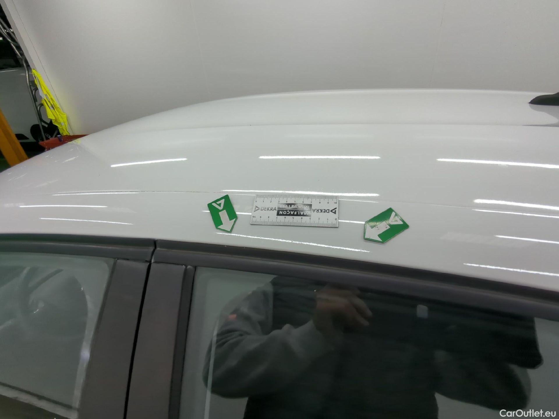  Peugeot  208  Affaire Premium Pack 1.2 80CV BVM5 E6dT #28