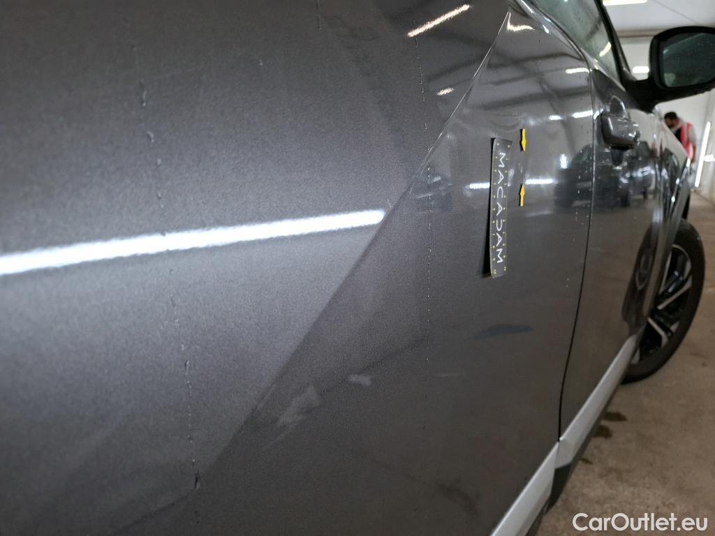  Peugeot  2008  Allure Business 1.5 HDi 130CV BVA8 E6d #10