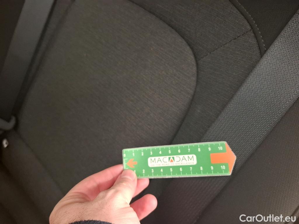  Hyundai  Konna HYUNDAI Kona / 2017 / 5P / SUV BEV 39KWH ELECTRIQUE 136CH CREATIVE #17