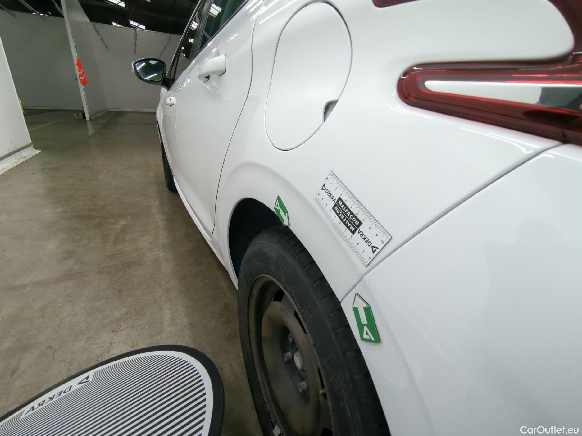  Peugeot  208  Affaire Premium Pack 1.2 80CV BVM5 E6dT #31