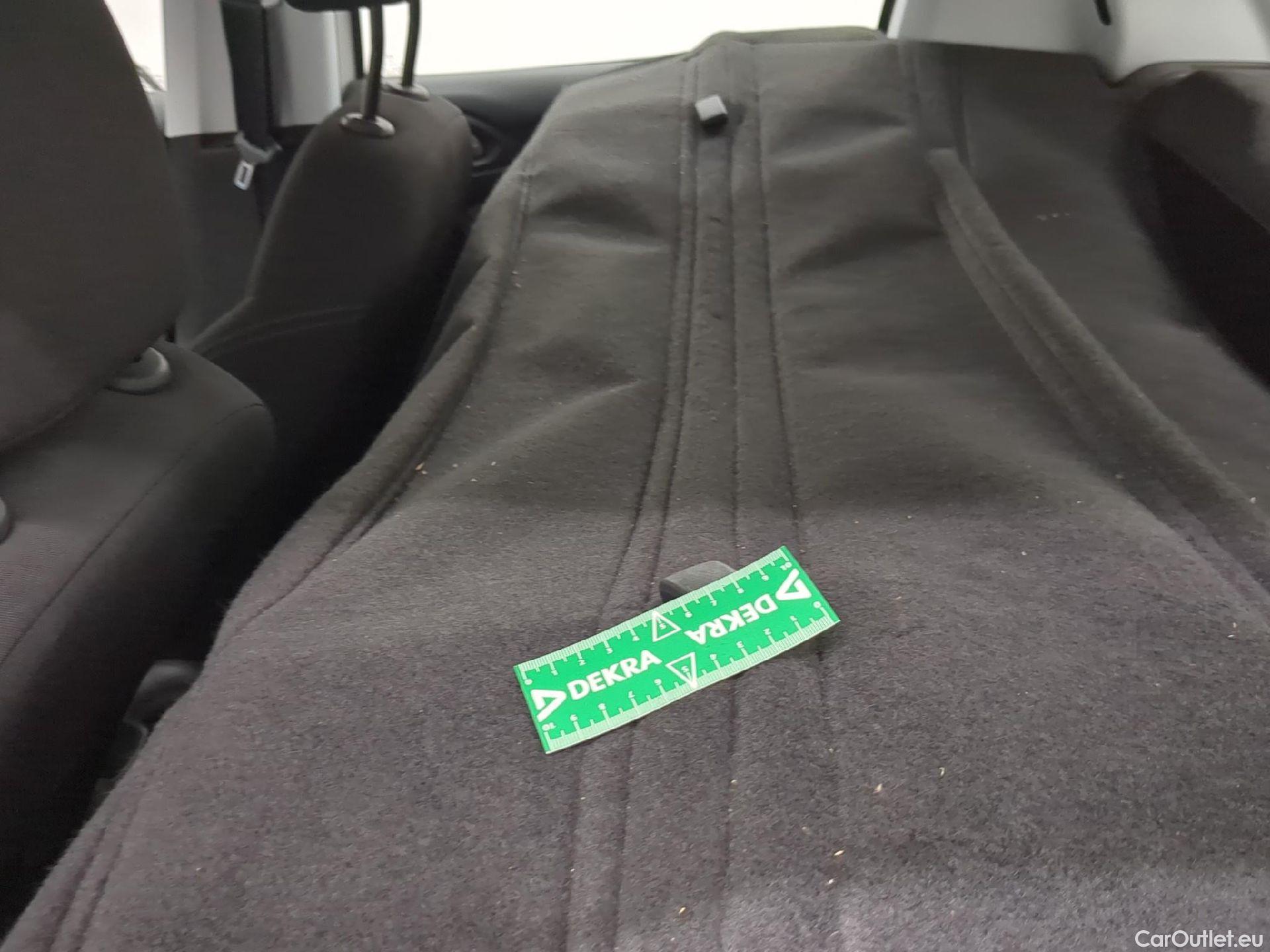  Peugeot  208  Affaire Premium Pack 1.2 80CV BVM5 E6dT #2