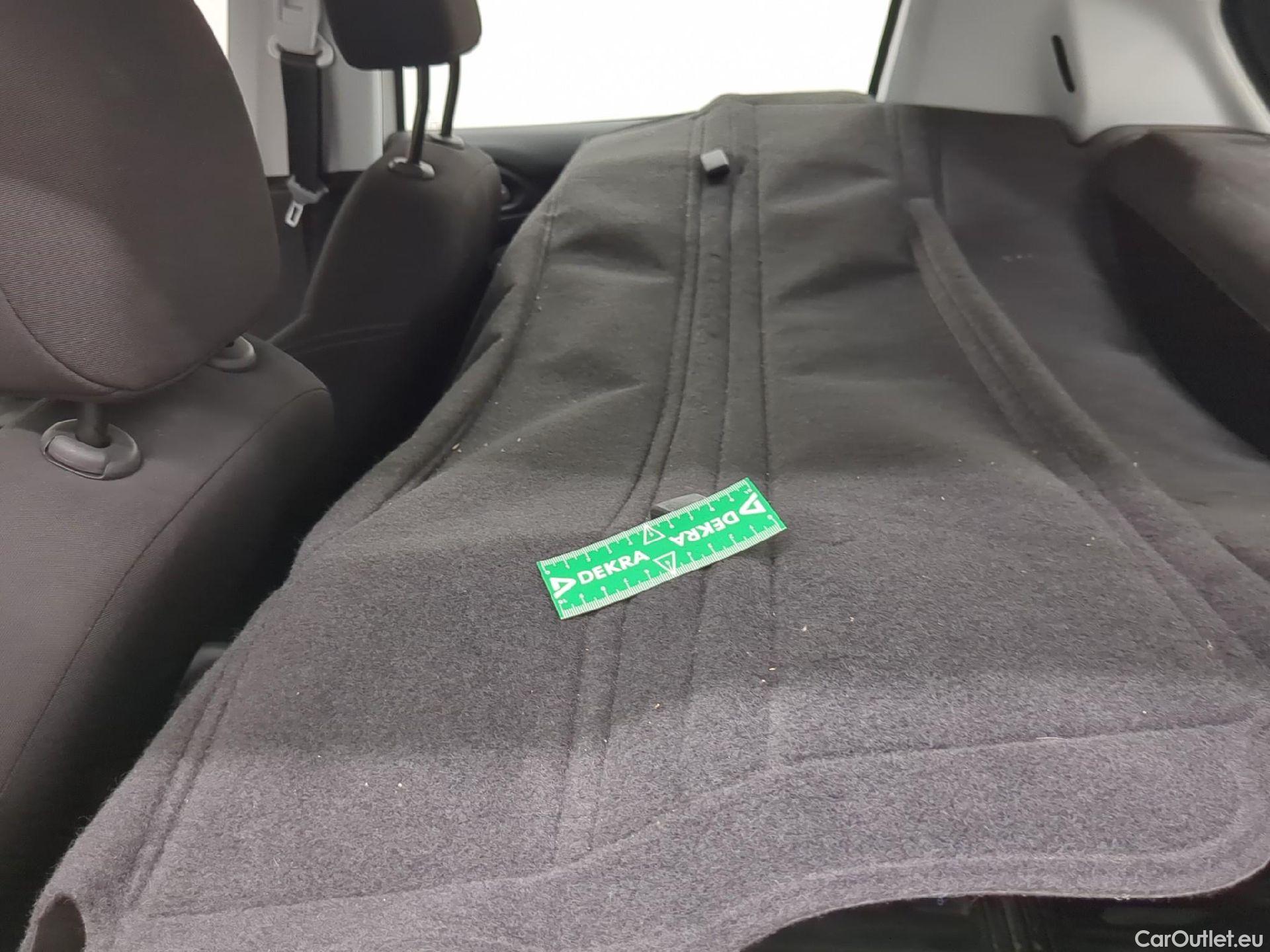  Peugeot  208  Affaire Premium Pack 1.2 80CV BVM5 E6dT #3