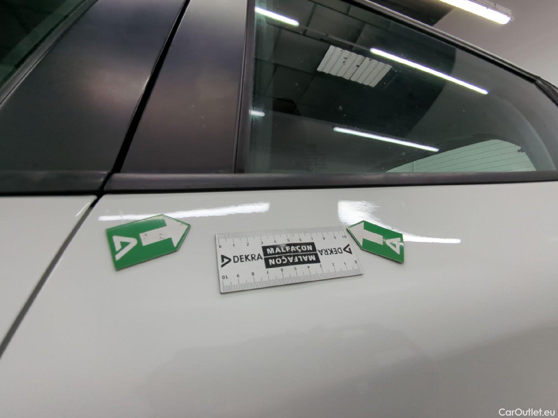  Peugeot  208  Affaire Premium Pack 1.2 80CV BVM5 E6dT #24