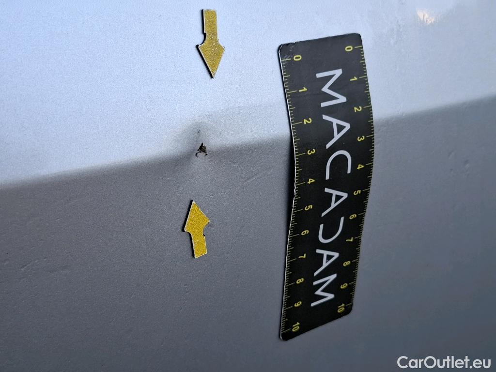  Nissan  Micra NISSAN  / 2016 / 5P / Berline IG-T 92 Business Edition #8