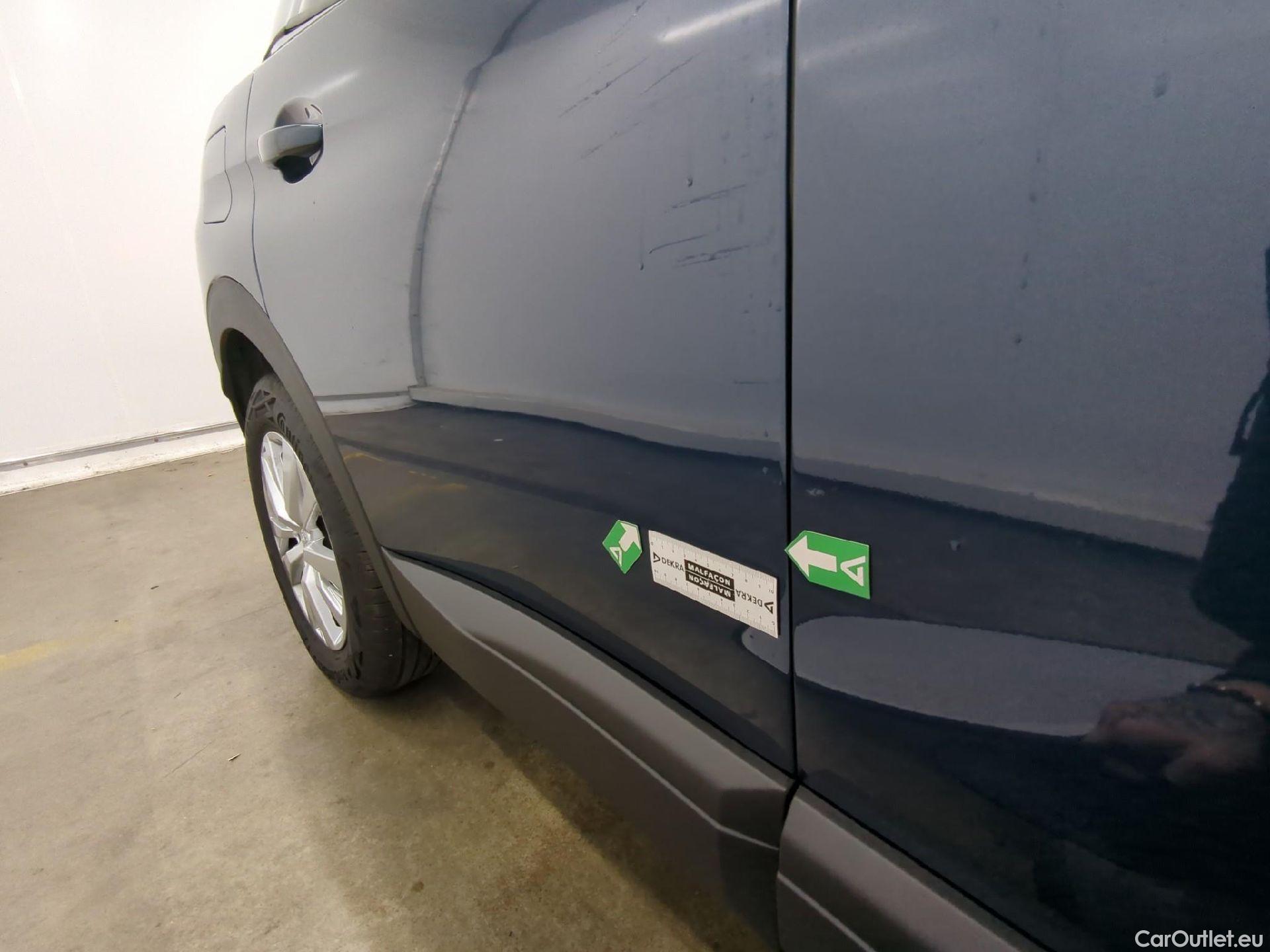  Peugeot  3008  II Active Pack 1.2 PureTech 130CV BVA8 E6d #11