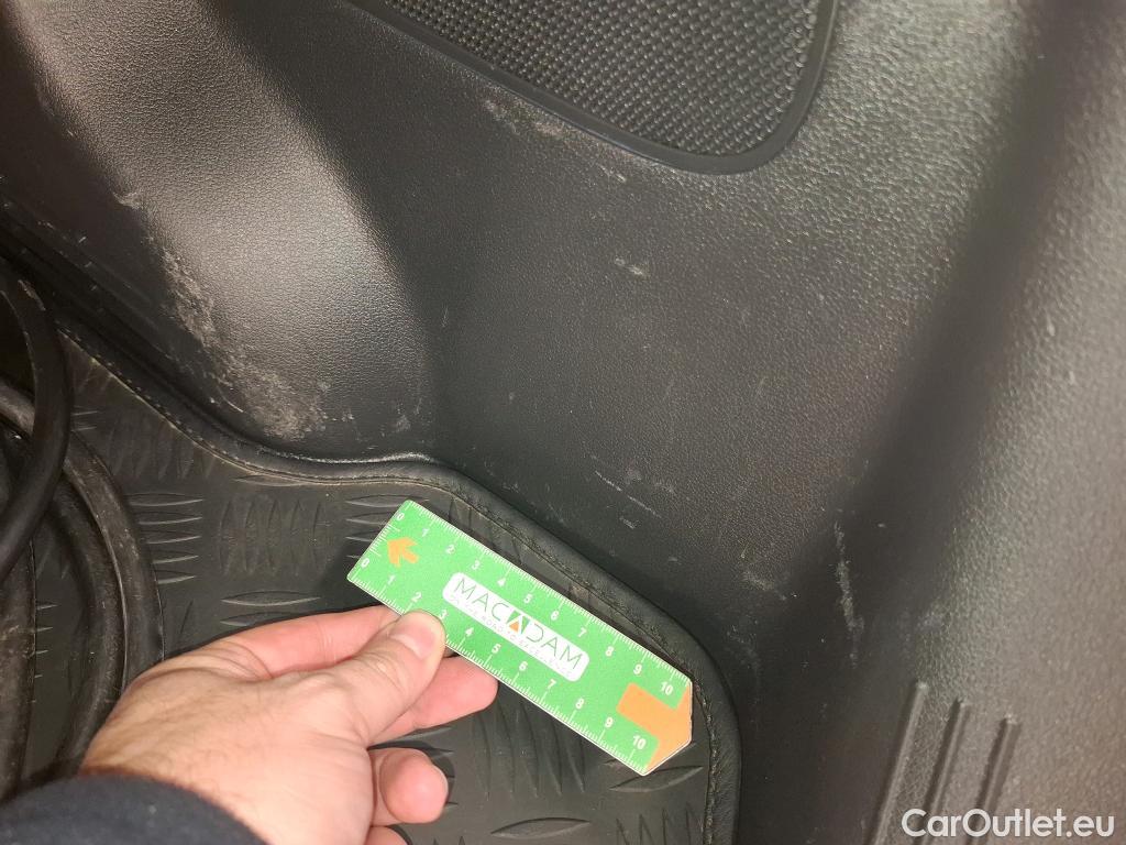  Hyundai  Konna HYUNDAI Kona / 2017 / 5P / SUV BEV 39KWH ELECTRIQUE 136CH CREATIVE #5