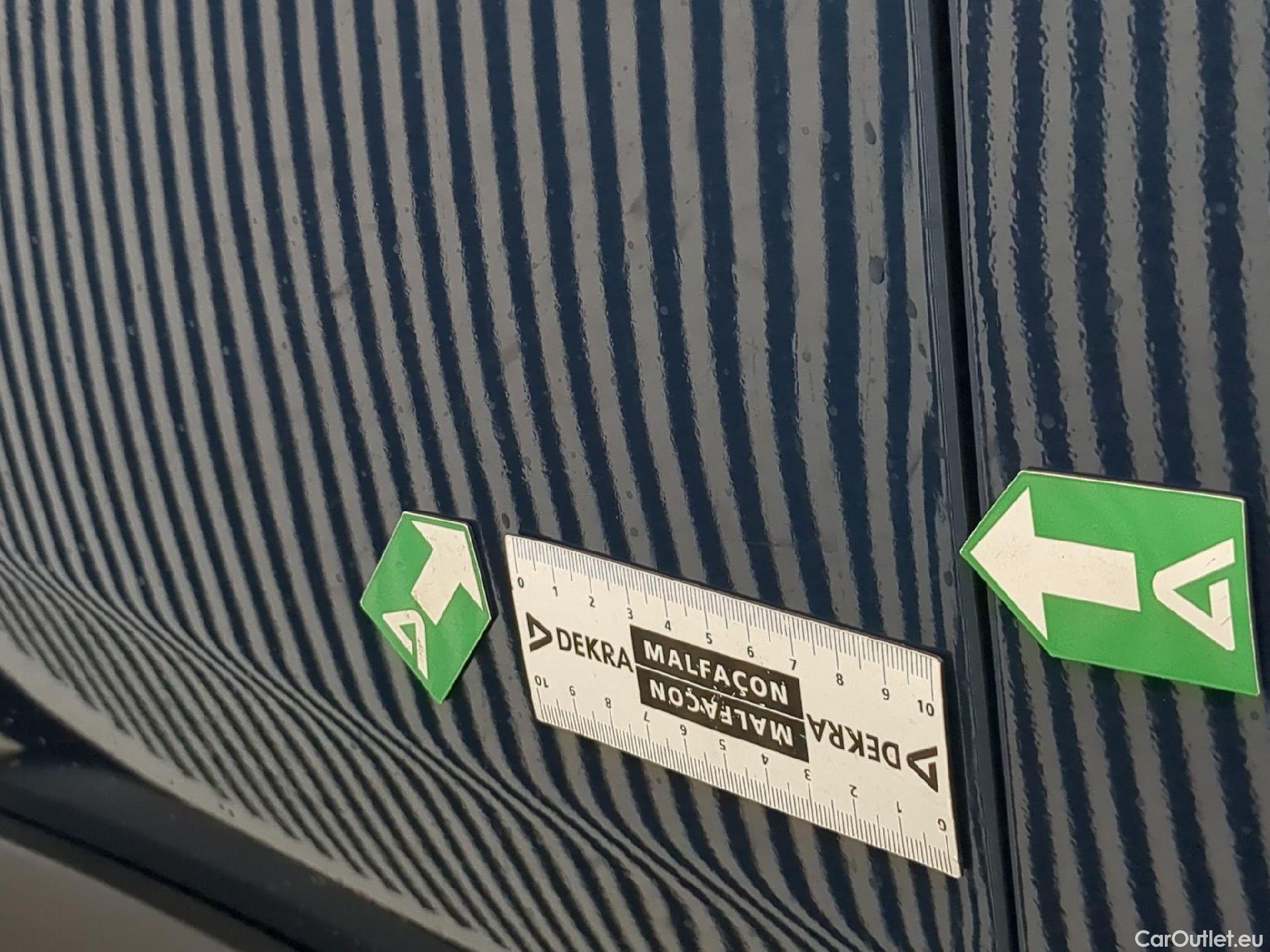  Peugeot  3008  II Active Pack 1.2 PureTech 130CV BVA8 E6d #12