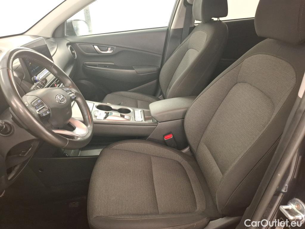  Hyundai  Konna HYUNDAI Kona / 2017 / 5P / SUV BEV 39KWH ELECTRIQUE 136CH CREATIVE #13