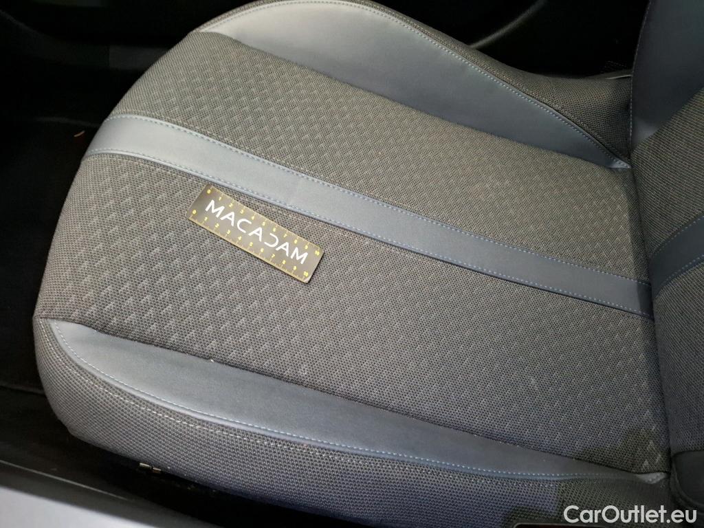  Peugeot  2008  Allure Business 1.5 HDi 130CV BVA8 E6d #13