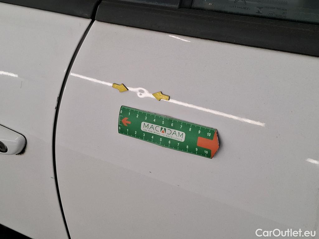  Citroen  C3  Société Feel Nav 1.2 PureTech 80CV BVM5 E6 #23