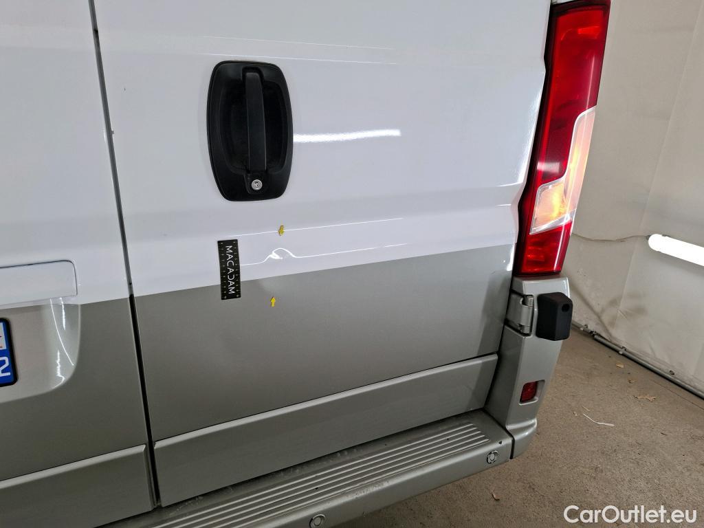  Citroen  Jumper CITROEN - VU 4p VNA 33 L1H1 BlueHDi 110 BVM6 Clubfourgon tôlé #3