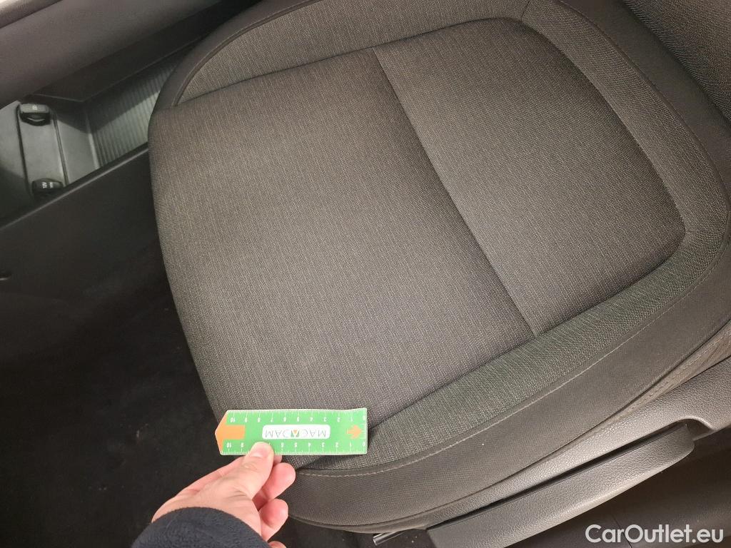  Hyundai  Konna HYUNDAI Kona / 2017 / 5P / SUV BEV 39KWH ELECTRIQUE 136CH CREATIVE #14