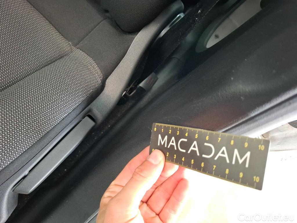  Citroen  C3  Feel 1.5 BlueHDI 100CV BVM5 E6dT #8