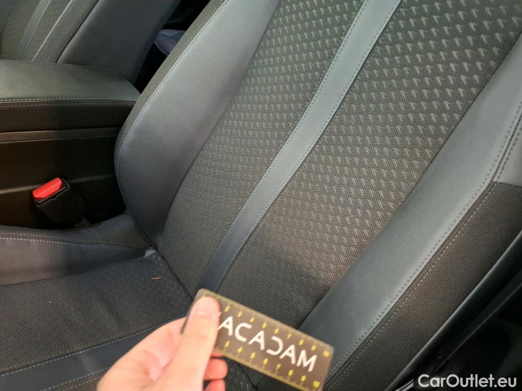  Peugeot  2008  Allure Business 1.5 HDi 130CV BVA8 E6d #15