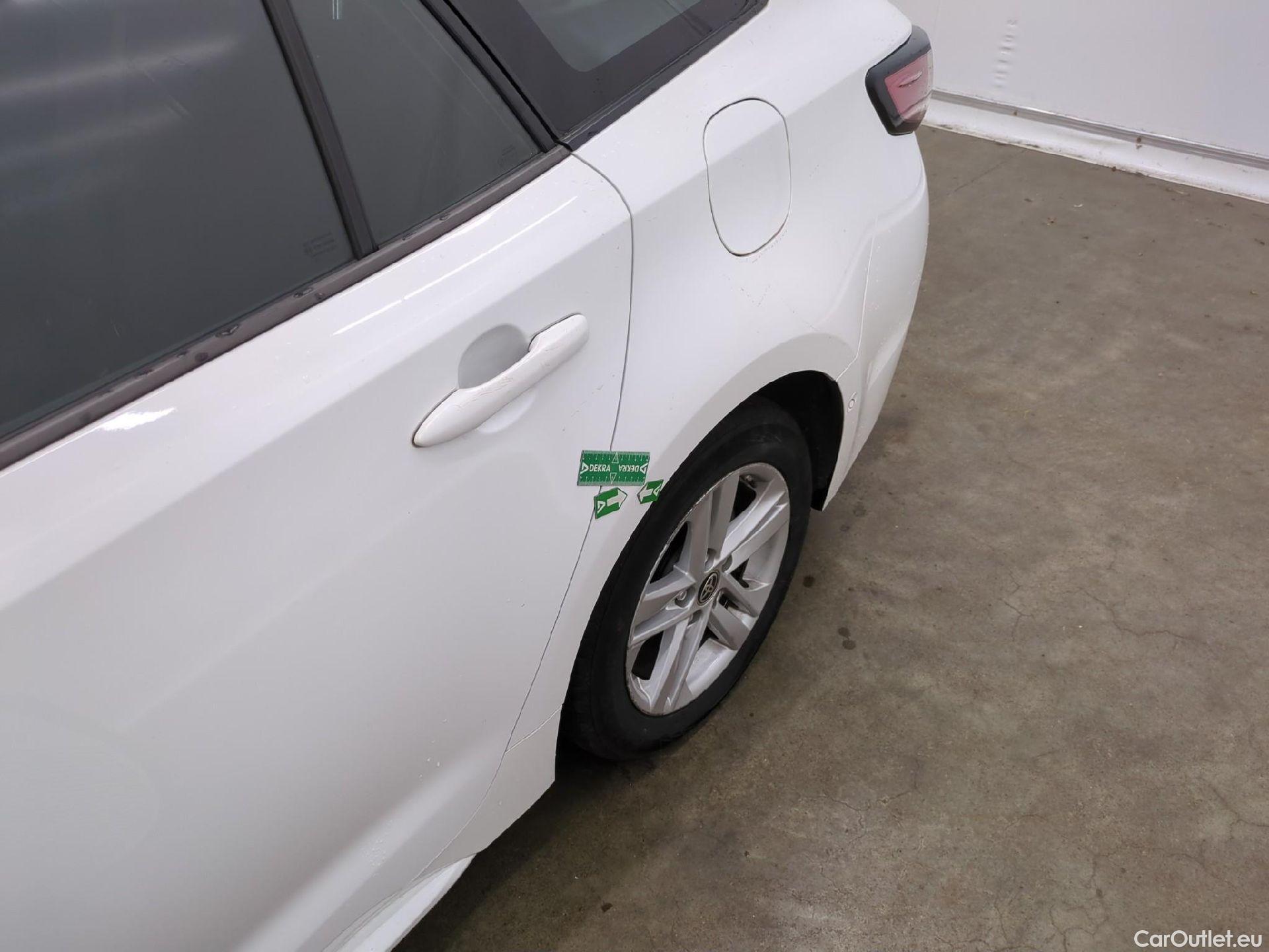  Toyota  Corolla TOYOTA  Touring Sports / 2018 / 5P / Break Hybride 122h Dynamic Business Stage Acad #47