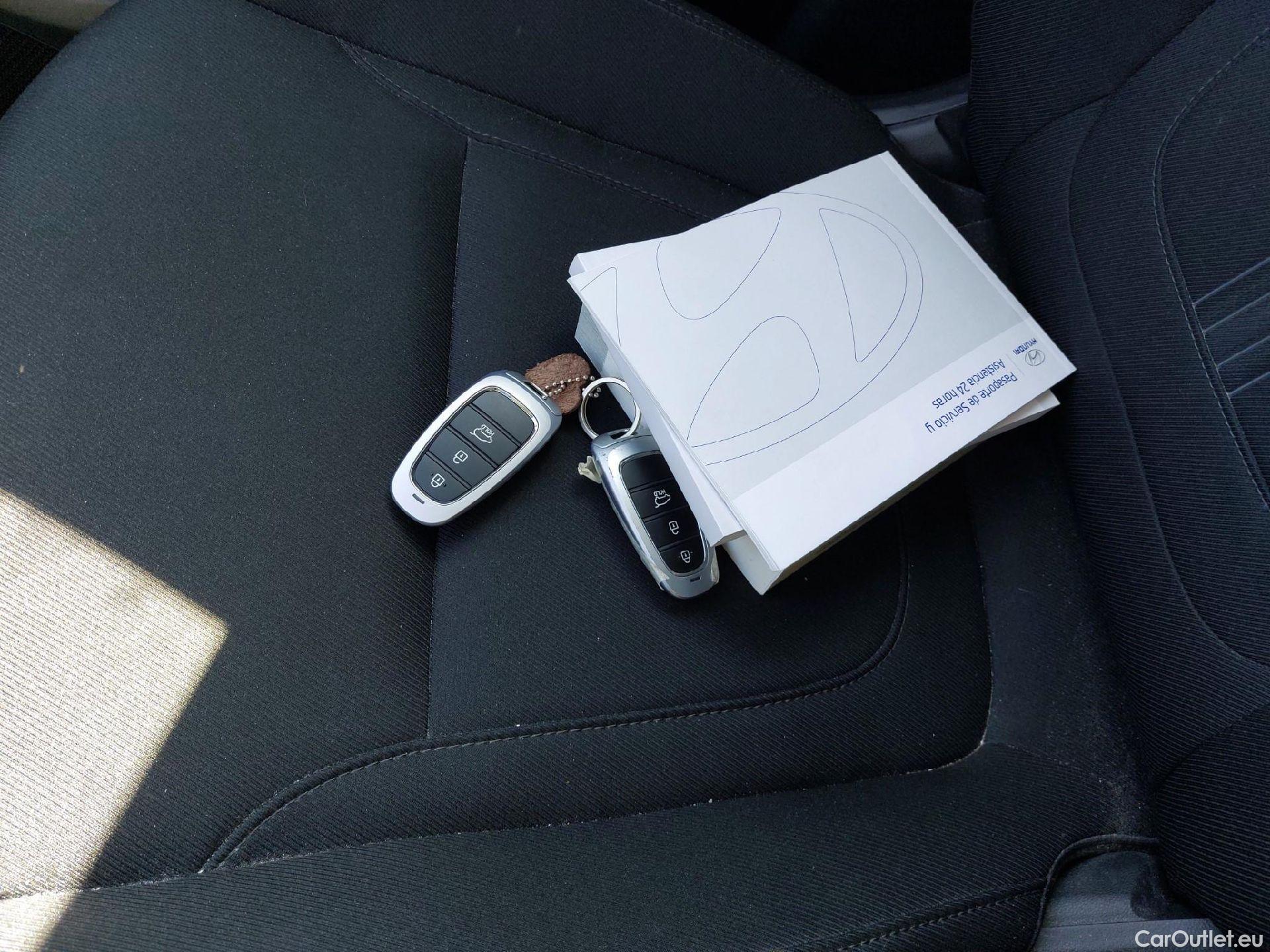  Hyundai  Tucson HYUNDAI  / 2020 / 5P / todoterreno 1.6 TGDI 169kW HEV Tecno Auto 2C #1