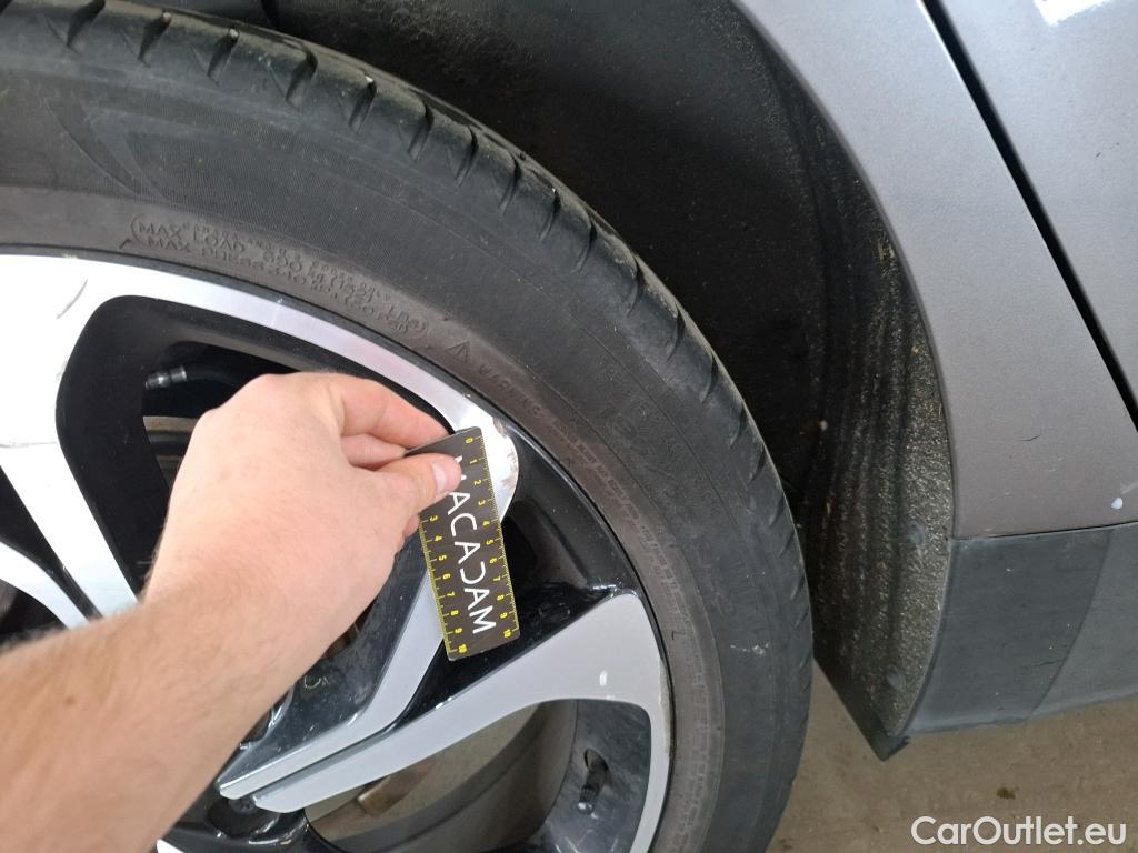  Renault  Scenic RENAULT Scénic 5p Monovolume Intens Blue dCi 120 #48