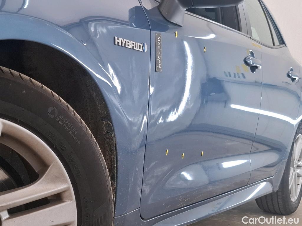  Toyota  Corolla TOYOTA  / 2018 / 5P / Berline Hybride 122h Dynamic Business Stage Acad #16