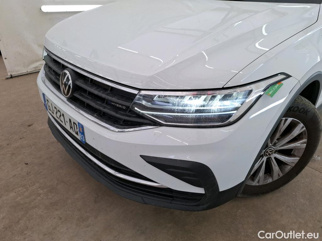  Volkswagen  Tiguan VOLKSWAGEN  / 2020 / 5P / SUV 1.4 eHybrid 245 DSG6 Life Business #8