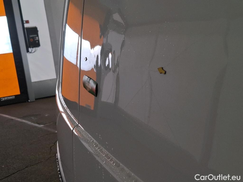  Volkswagen  Transporter VOLKSWAGEN  / 2019 / 4P / Fourgon tôlé 2.0 TDi 110 L1H1 Business #6