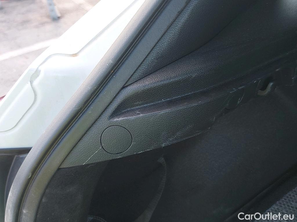  KIA  Cee'd KIA Ceed / 2021 / 5P / berlina con portón 1.0 T-GDi 74kW (100CV) Concept #5