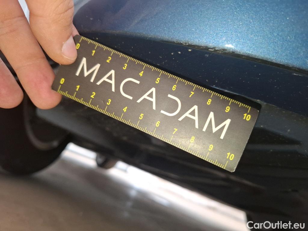  Toyota  Corolla TOYOTA  / 2018 / 5P / Berline Hybride 122h Dynamic Business Stage Acad #29