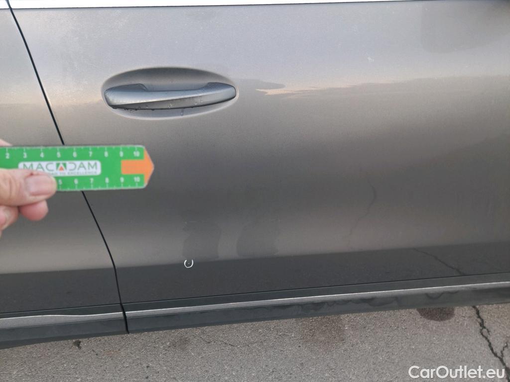  Mercedes  GLA MERCEDES-BENZ  / 2020 / 5P / todoterreno  200 D #25