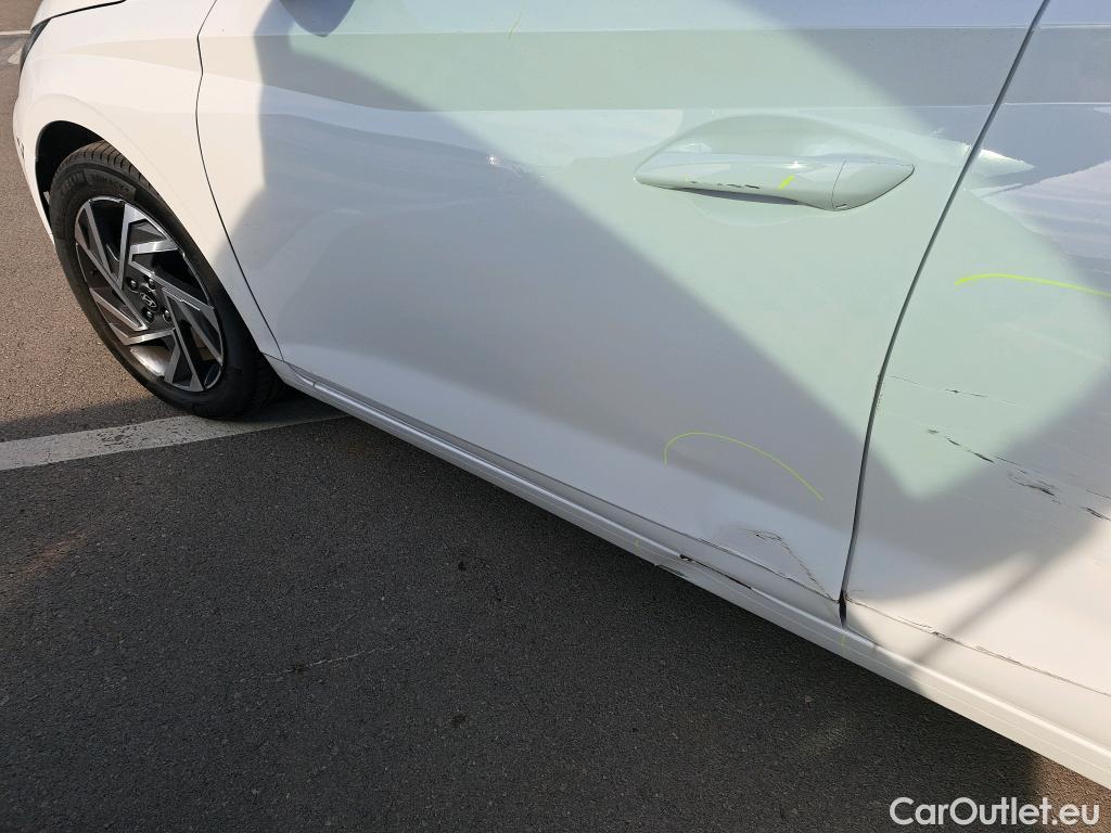  Hyundai  i20 HYUNDAI  / 2023 / 5P / berlina con portón 1.0 TGDI Klass #3