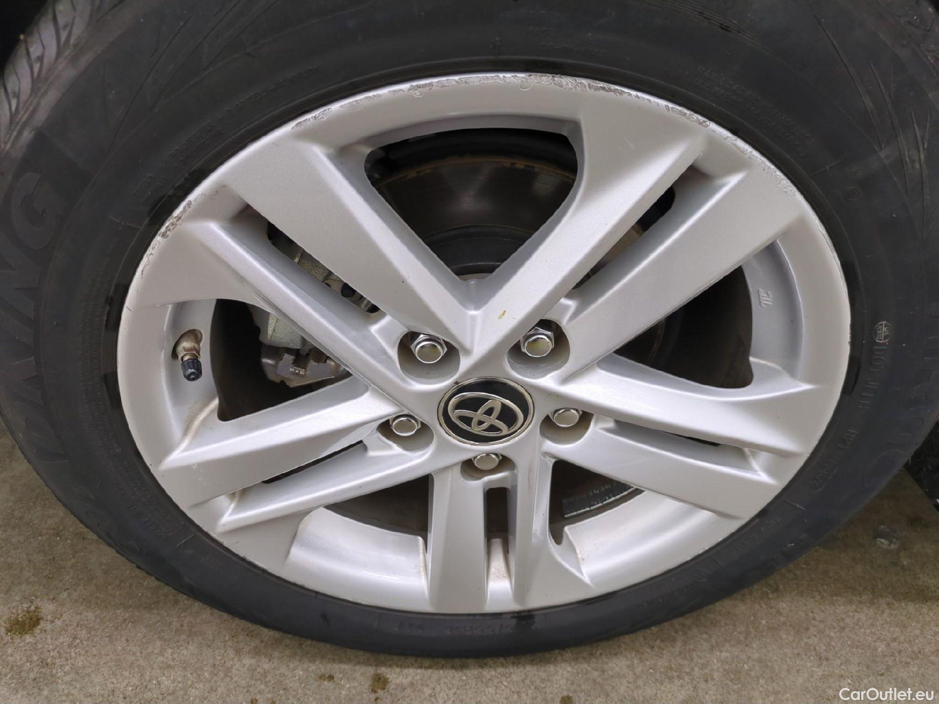  Toyota  Corolla TOYOTA  Touring Sports / 2018 / 5P / Break Hybride 122h Dynamic Business Stage Acad #22