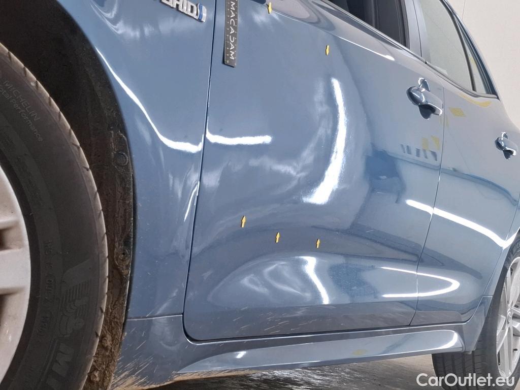  Toyota  Corolla TOYOTA  / 2018 / 5P / Berline Hybride 122h Dynamic Business Stage Acad #12