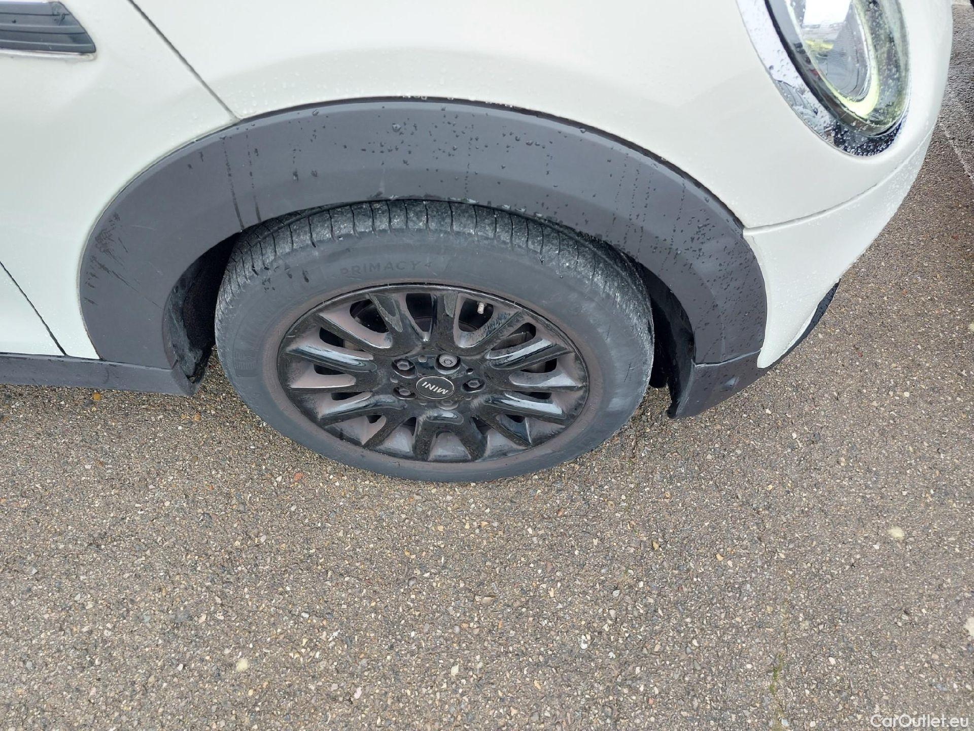  Mini  Cooper MINI MINI / 2014 / 5P / berlina con portón ONE 5 PUERTAS (CX) #8