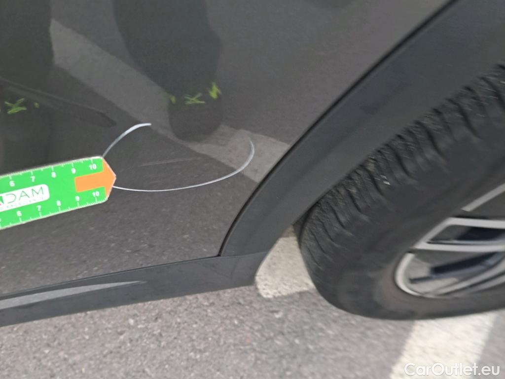  Mercedes  GLA MERCEDES-BENZ  / 2020 / 5P / todoterreno  200 D #3