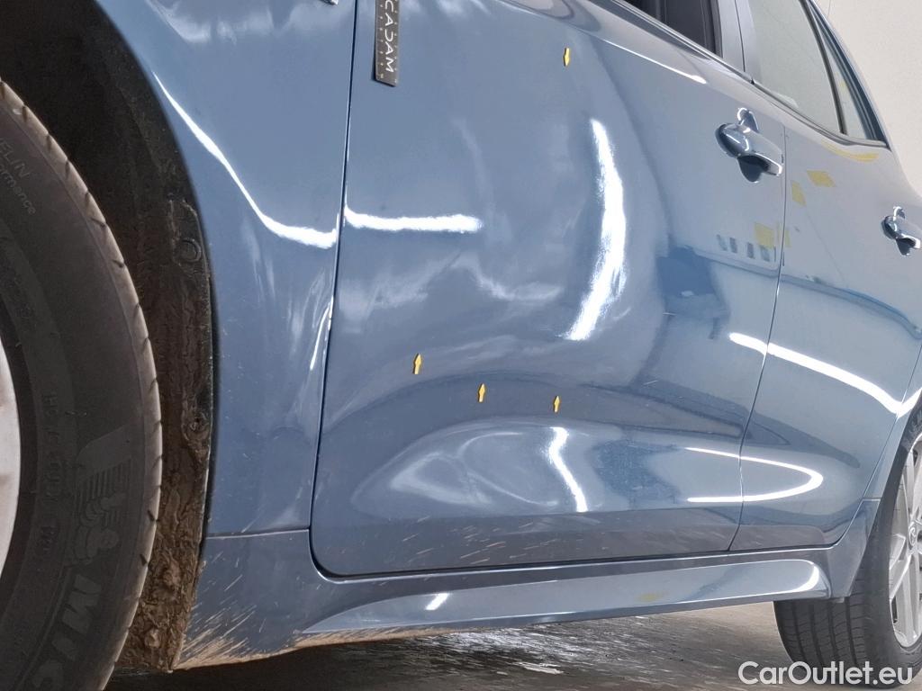  Toyota  Corolla TOYOTA  / 2018 / 5P / Berline Hybride 122h Dynamic Business Stage Acad #11