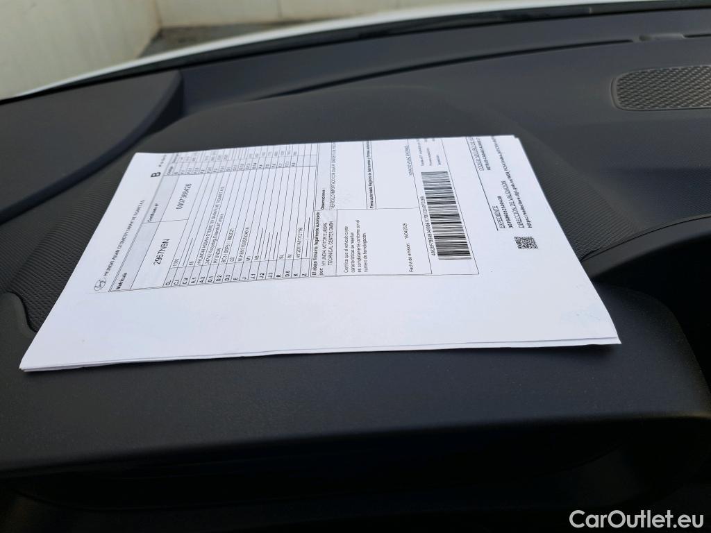  Hyundai  i20 HYUNDAI  / 2023 / 5P / berlina con portón 1.0 TGDI Klass #12