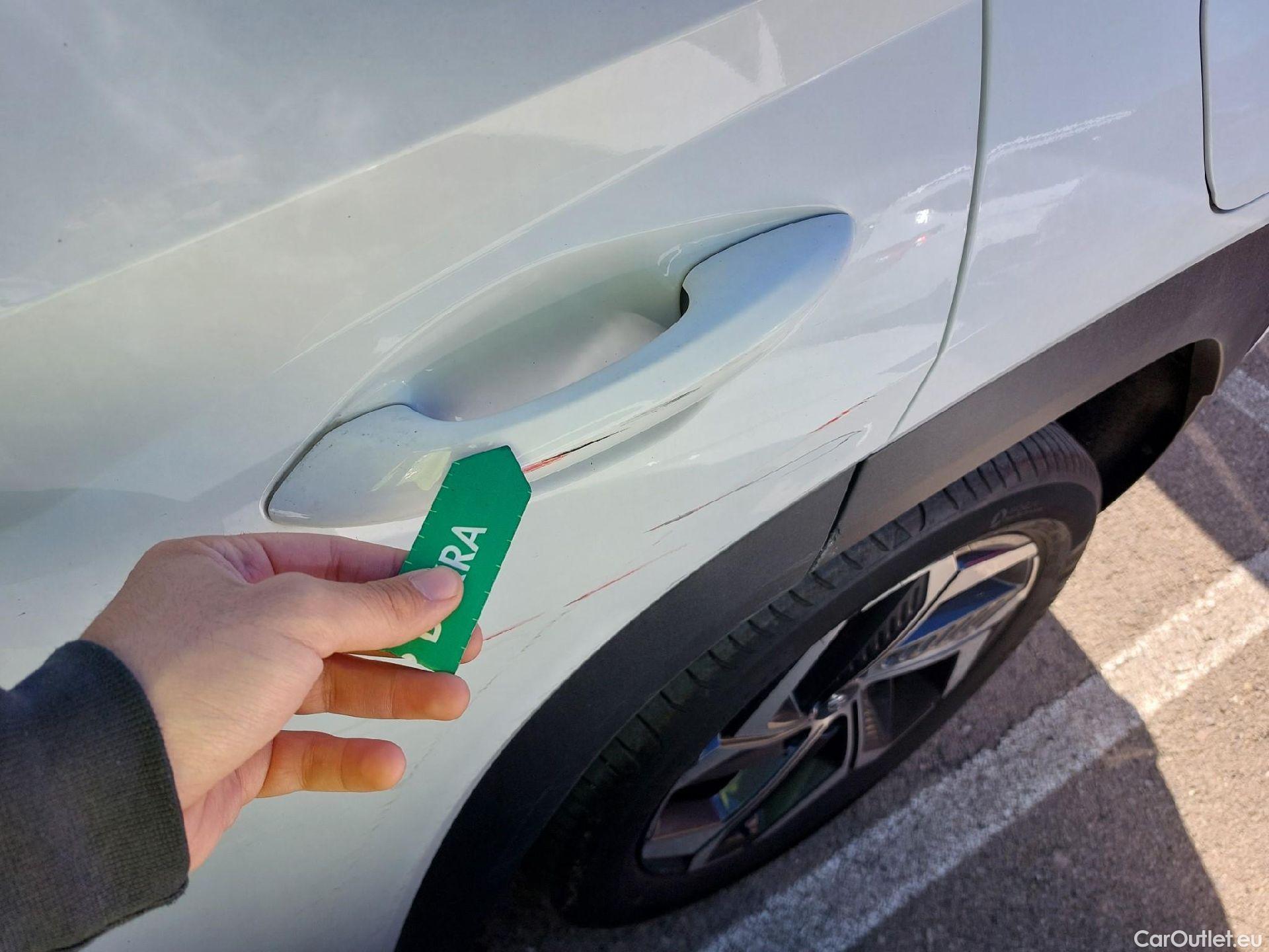  Hyundai  Tucson HYUNDAI  / 2020 / 5P / todoterreno 1.6 TGDI 169kW HEV Tecno Auto 2C #4