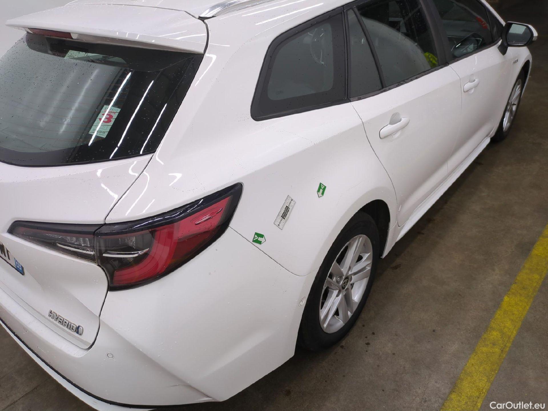  Toyota  Corolla TOYOTA  Touring Sports / 2018 / 5P / Break Hybride 122h Dynamic Business Stage Acad #53