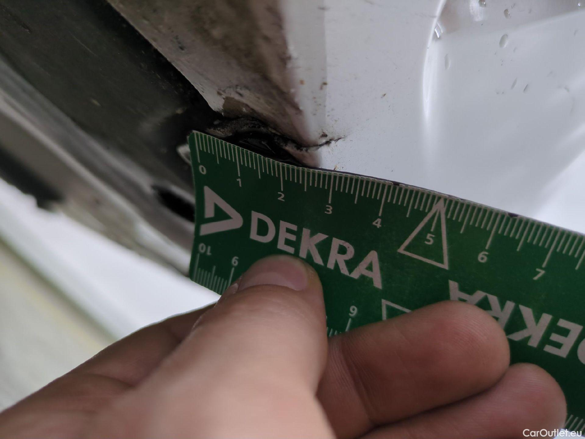  Toyota  Corolla TOYOTA  Touring Sports / 2018 / 5P / Break Hybride 122h Dynamic Business Stage Acad #50