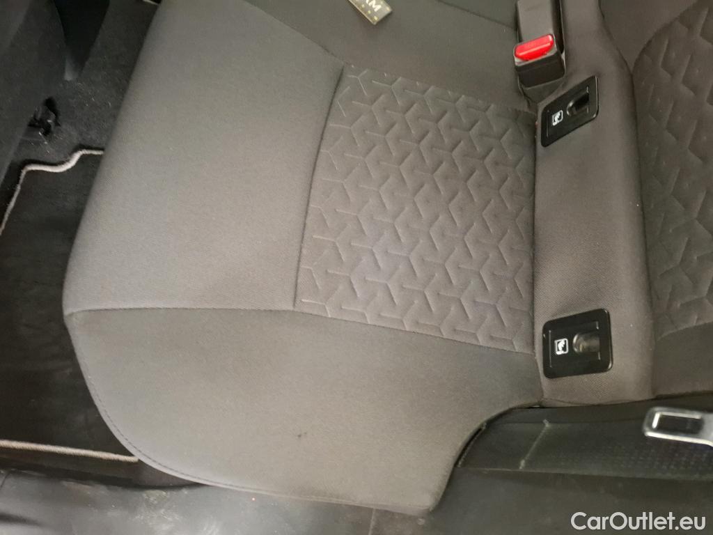  Toyota  Corolla TOYOTA  / 2018 / 5P / Berline Hybride 122h Dynamic Business Stage Acad #36