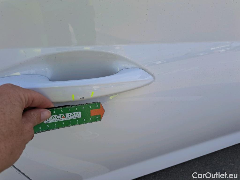  Hyundai  i20 HYUNDAI  / 2023 / 5P / berlina con portón 1.0 TGDI Klass #18