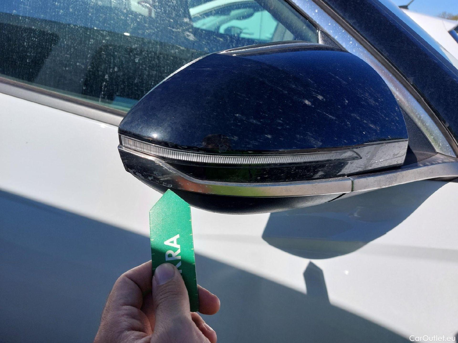  Hyundai  Tucson HYUNDAI  / 2020 / 5P / todoterreno 1.6 TGDI 169kW HEV Tecno Auto 2C #14