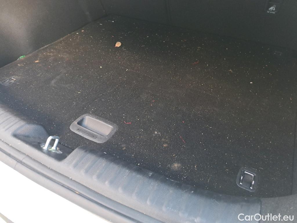  KIA  XCeed KIA  / 2019 / 5P / todoterreno 1.0 T-GDi Drive 88kW (120CV) #5