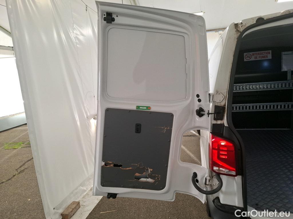  Volkswagen  Transporter VOLKSWAGEN  / 2019 / 4P / Fourgon tôlé 2.0 TDi 110 L1H1 Business #27