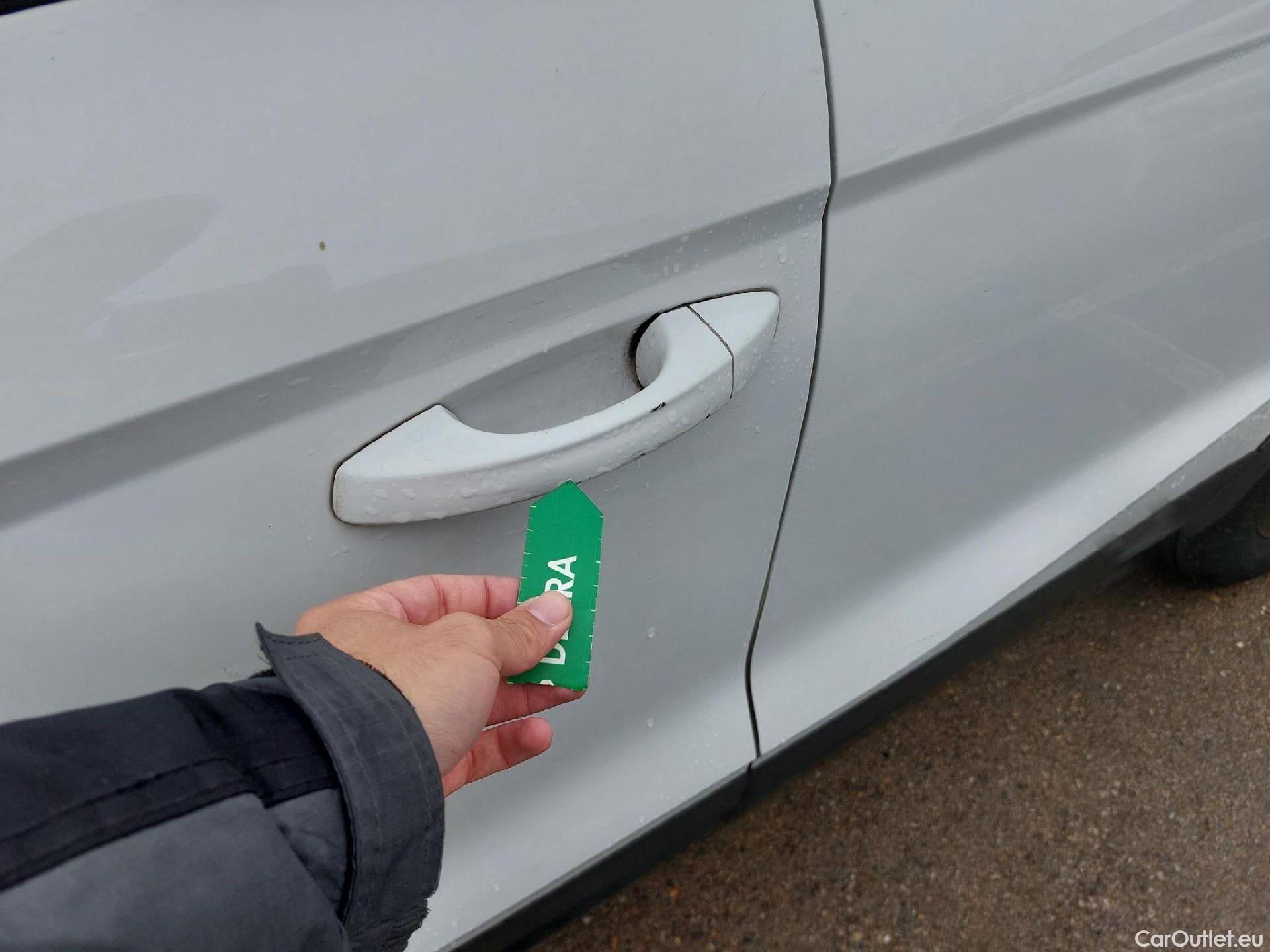  Seat  Arona SEAT  / 2017 / 5P / todoterreno 1.0 TSI 81kW (110CV) Style Plus (AC) #7