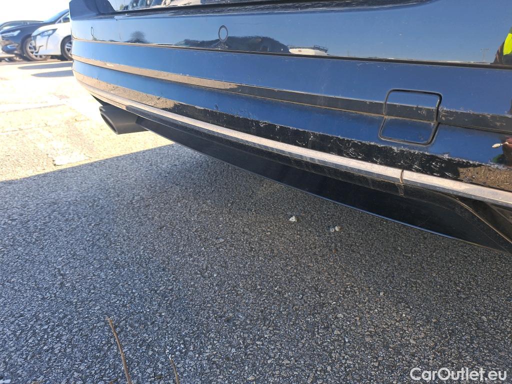  Volkswagen  Touran VOLKSWAGEN  / 2015 / 5P / monovolumen compacto Sport 2.0 TDI 110kW (150CV) #47